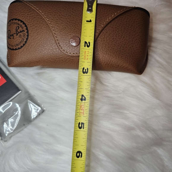 Tan Ray Ban Sunglass case - Picture 10 of 10